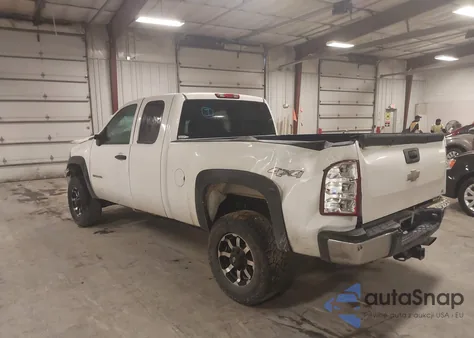 2013 Chevrolet Silverado 2500Hd Work Truck z USA, uszkodzony, nr VIN 1GC2KVCGXDZ177780